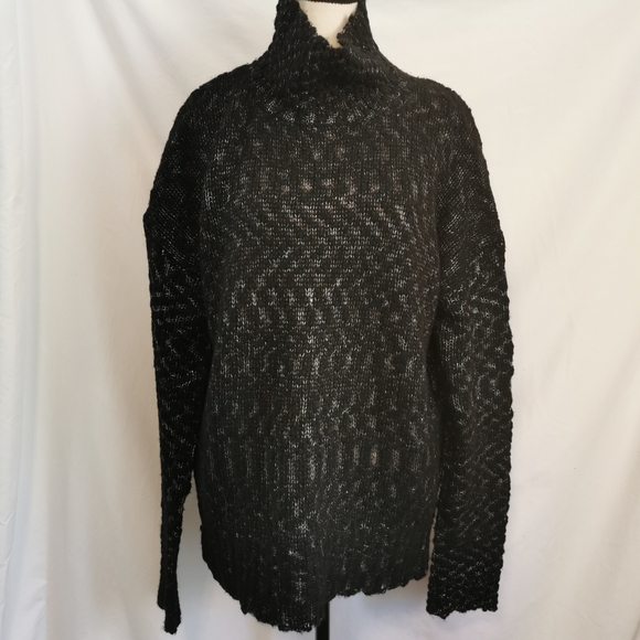 Velvet by Graham & Spencer Sweaters - Velvet by Graham & Spencer Mock Neck Sweater in a Black Mix - Sz L